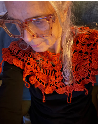 queen collar